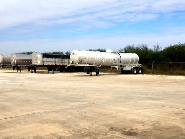 Free Standing Industrial Building, Victoria, TX: 9007 Us Hwy 59 S, Victoria, TX 77905